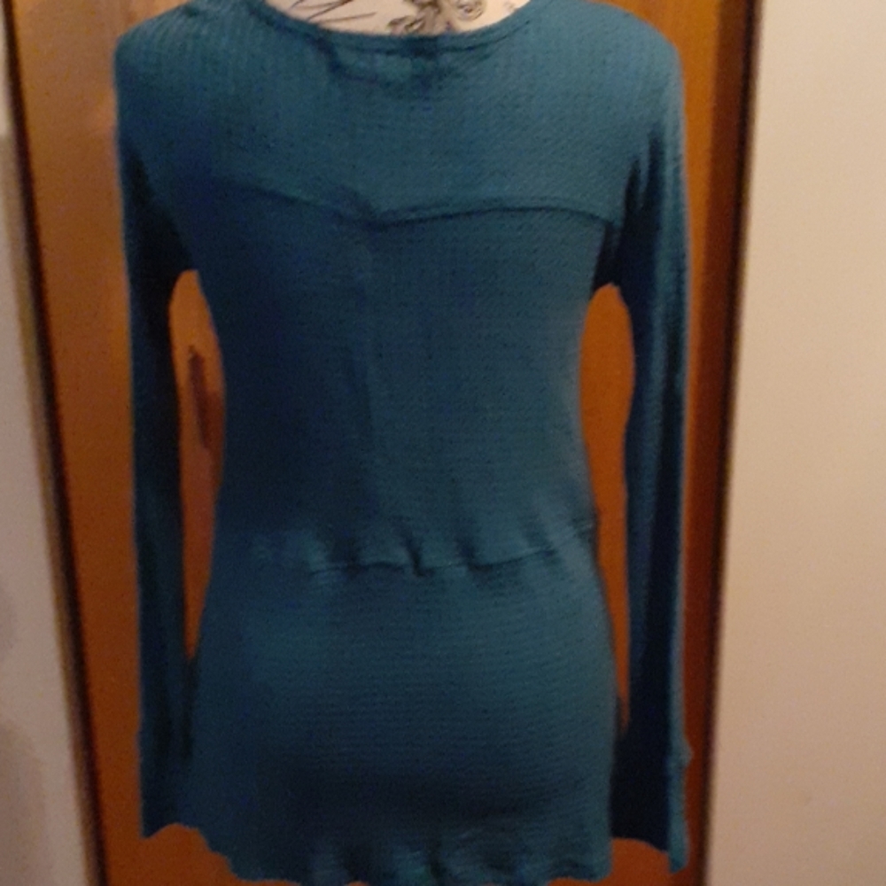 Almost Famous Top - Picture 3 of 4
